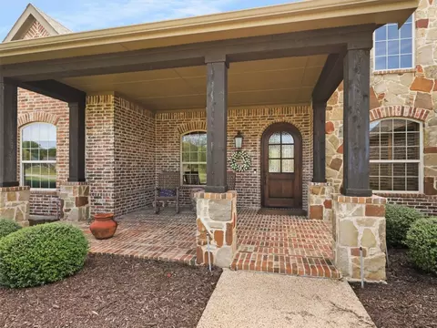 611 Pool Ln, Lucas, TX 75002