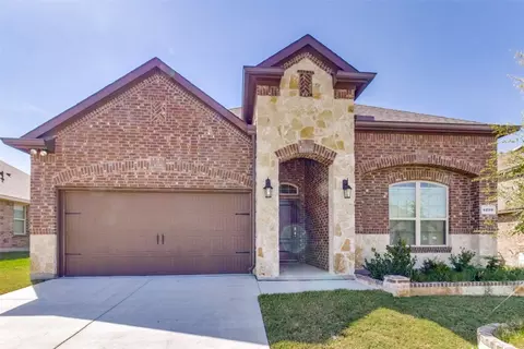 4259 Long Dr, Forney, TX 75126