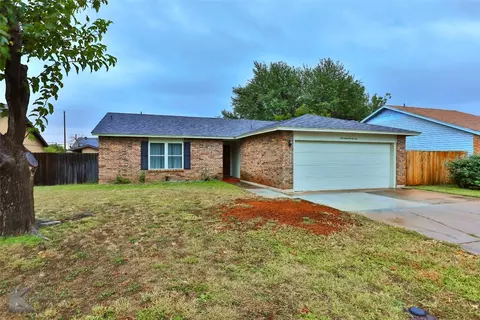 1725 Bob White Ct, Abilene, TX 79605