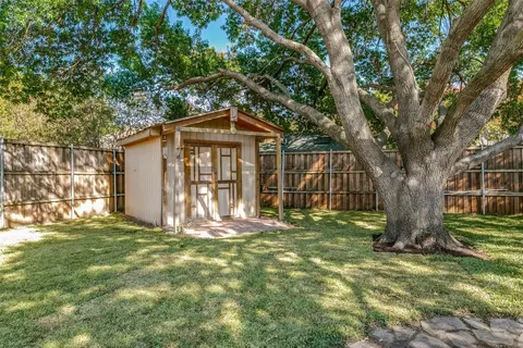 516 Oakcrest Dr, Coppell, TX 75019 photo 32