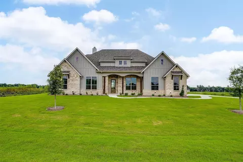 131 Aria Dr, Waxahachie, TX 75165
