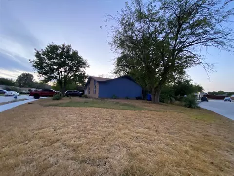 3113 Sandra Ln, Rowlett, TX 75088 photo 2