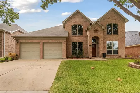 6904 Windwood Trl, Fort Worth, TX 76132