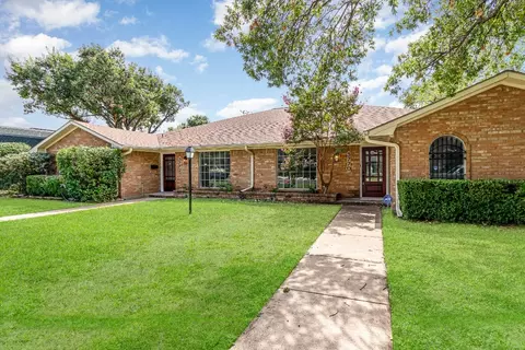 3770 Weeburn Dr, Dallas, TX 75229