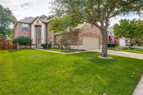 404 Fountain Park Dr, Euless, TX 76039