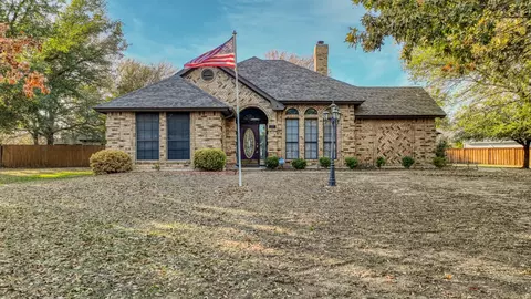 231 Hidden Acres Ln, Weatherford, TX 76087