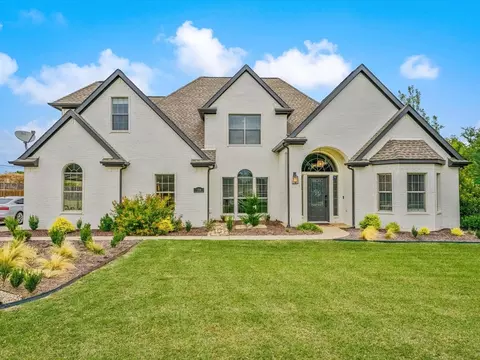 156 Shadow Creek Ln, Aledo, TX 76008