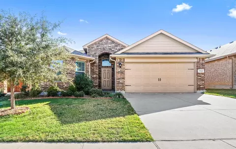1133 York Minster Dr, Fort Worth, TX 76134