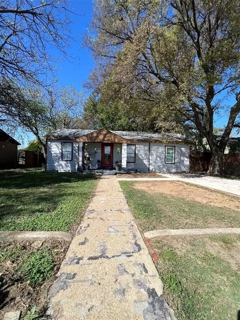 8921 Bluecrest Dr, Dallas, TX 75232