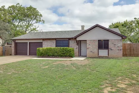 3603 Biscay Dr, Arlington, TX 76016