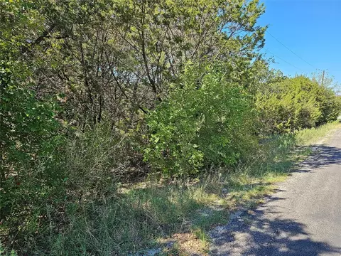 3517 Arrowhead Cir, Granbury, TX 76048