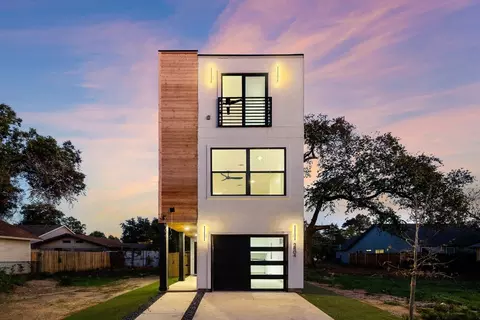 2404 Anderson St, Dallas, TX 75215