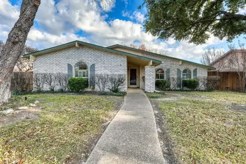 4320 O Hare Dr, Mesquite, TX 75150