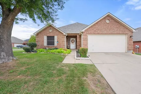 501 Boronia Rd, Arlington, TX 76002