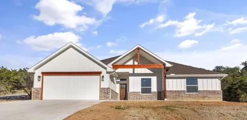 355 Sunset Cv, Bluff Dale, TX 76433