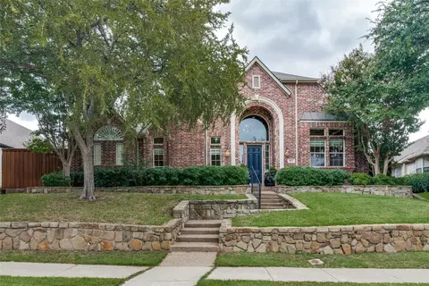 952 Blue Jay Ln, Coppell, TX 75019