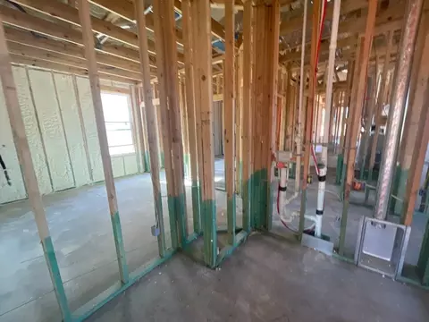 529 Smith Rd, Springtown, TX 76082 photo 5