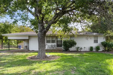 620 S Bateman Rd, Fairfield, TX 75840