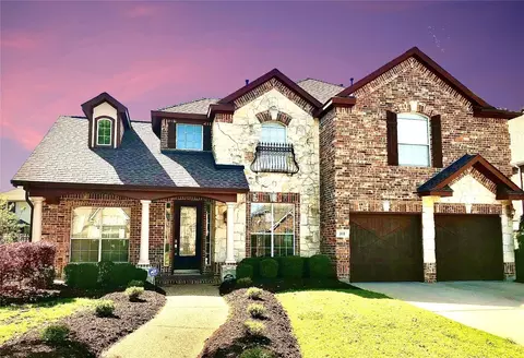 312 Victory Ln, Mansfield, TX 76063