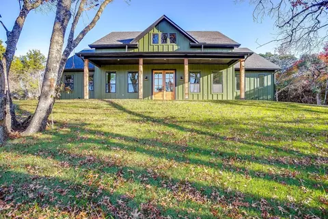 311 Constitution Ct, Weatherford, TX 76088