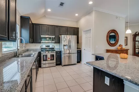 9601 Rivercrest Dr, Denton, TX 76207 photo 9