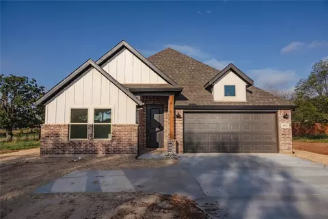 401 Smith Rd, Springtown, TX 76082