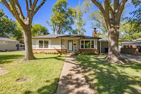 103 Charlotte Ave, Waxahachie, TX 75165