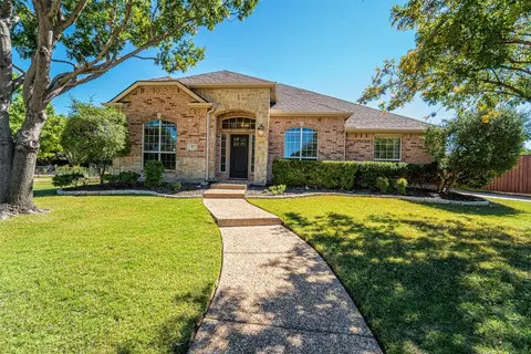 8 Bear Run, Frisco, TX 75033