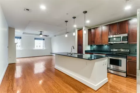 1505 Elm St #901, Dallas, TX 75201