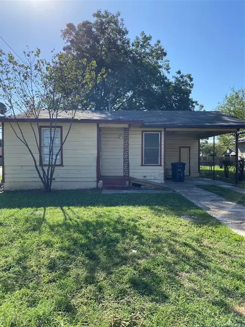 601 Rose Ave, Cleburne, TX 76033
