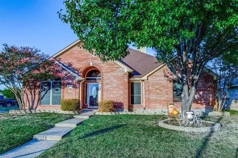 1813 Crawford Dr, Mesquite, TX 75149