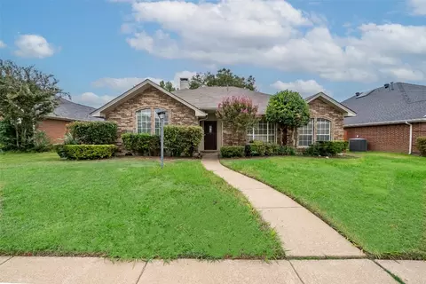 1413 Mapleview Dr, Carrollton, TX 75007