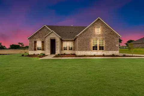 3604 Horseshoe Dr, Van Alstyne, TX 75495