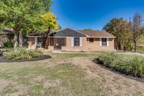511 Penguin Dr, Dallas, TX 75241