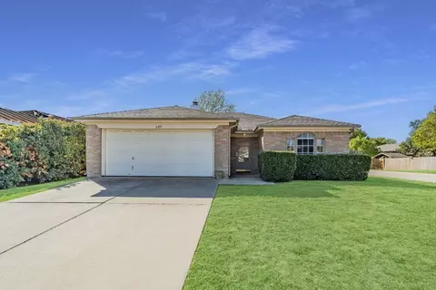 6317 Stonewater Bend Trl, Fort Worth, TX 76179