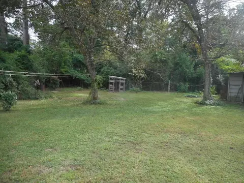 405 Park Dr, Springhill, LA 71075 photo 6