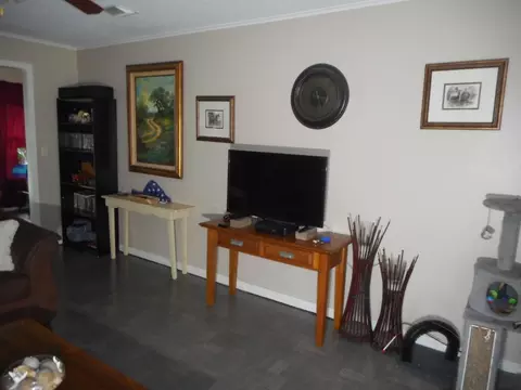 405 Park Dr, Springhill, LA 71075 photo 9