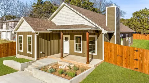 1008 Indian Dr, Granbury, TX 76048
