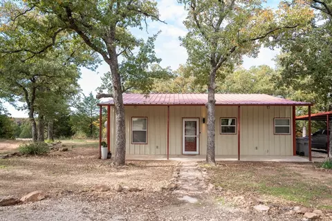 354 Meadow Lark Ln, Bowie, TX 76230