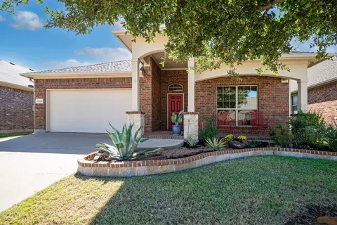 4564 Fern Valley Dr, Fort Worth, TX 76244