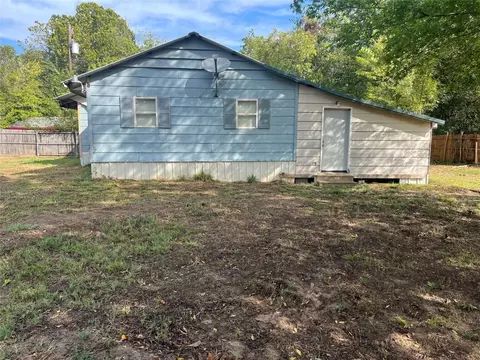 823 E Jackson St, Paris, TX 75460 photo 11