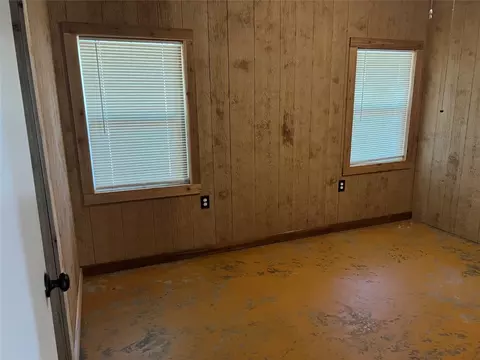 823 E Jackson St, Paris, TX 75460 photo 10