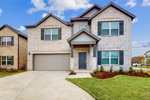 7600 Poplar Dr, Lantana, TX 76226