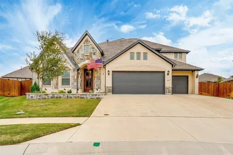 1093 Misty Ridge Dr, Justin, TX 76247