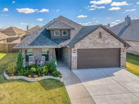 1305 Saratoga Dr, Sherman, TX 75092