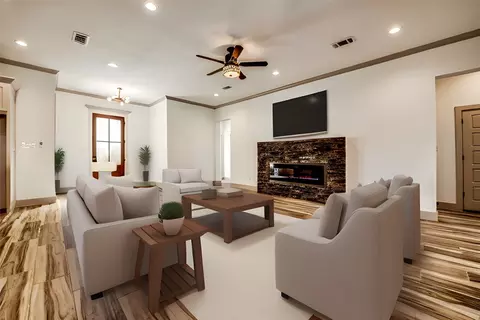 532 Woodland Dr, Azle, TX 76020