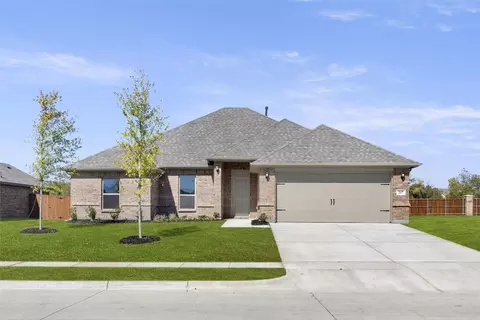 217 Redford Ln, Forney, TX 75126