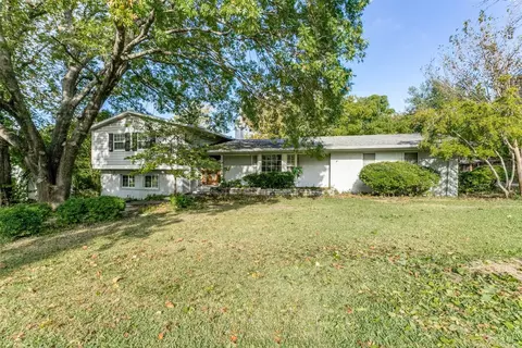 6845 Sherburne Dr, Dallas, TX 75231