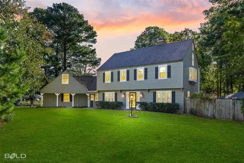320 Oak Ridge Ln, Haughton, LA 71037
