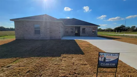 1513 King Cir, Hutchins, TX 75141